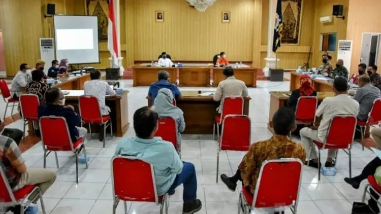 Mulai Sabtu, Kabupaten Cirebon Terapkan PPKM Darurat