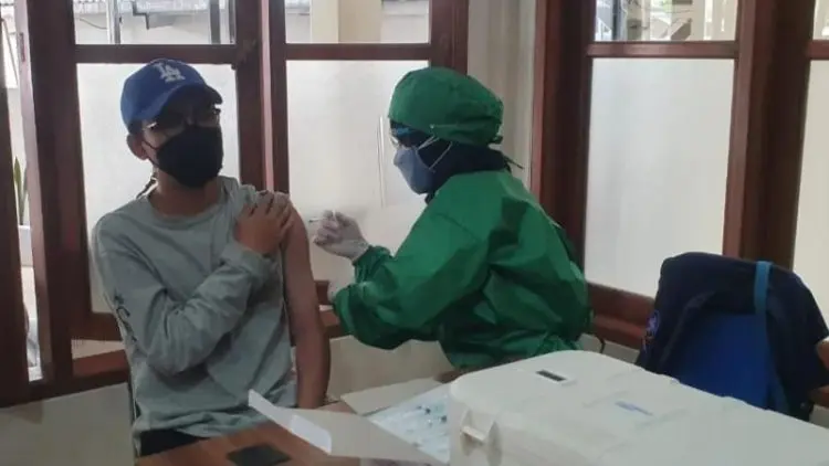 Tiap Hari, Daop 2 Bandung Suntik 50 Vaksin Penumpang KA Jarak Jauh