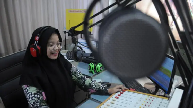 185 Guru di Sanggau Dilatih Mengajar melalui Radio