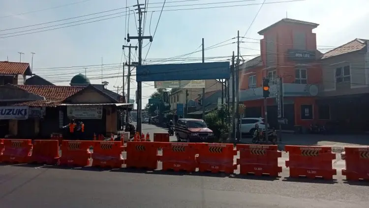 Banyak Ruas Jalan Ditutup, Pengusaha Hotel di Kab Cirebon Menjerit