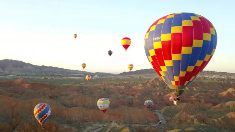 Balon Udara Panas Lukai 11 Orang di Selandia Baru