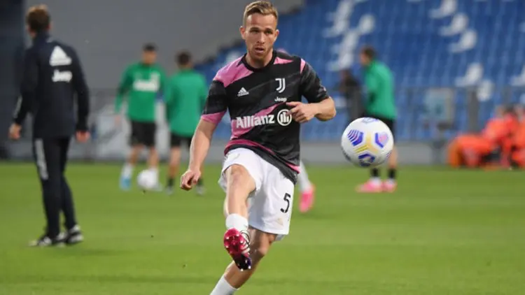 Arthur Absen Bela Juventus di Awal Musim karena Akan Jalani Operasi