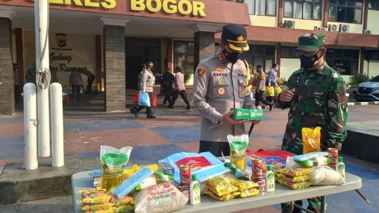 Kodim 0621 dan Polres Bogor Salurkan Bantuan Sembako dan Obat-obatan