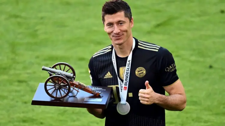 Chelsea Berambisi Boyong Lewandowski