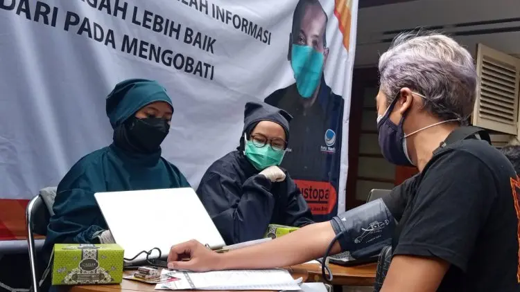 NasDem Percepat Vaksinasi 30 ribu Dosis 11 Daerah di Jabar 