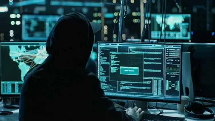 Peretas China Curi Data Pemerintah Kamboja