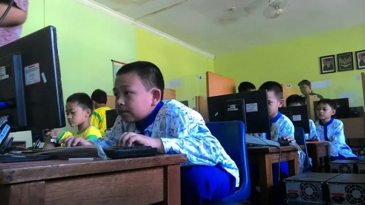 Ini Curahan Hati Orang Tua Siswa Saat Belajar Daring