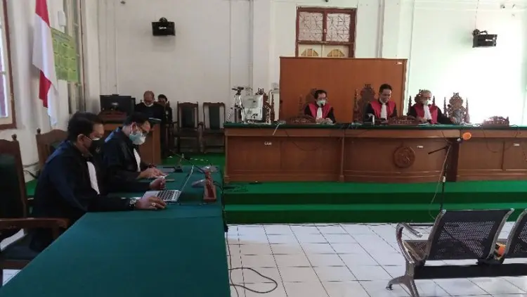 Hakim Vonis Penyuap Nurdin Abdullah Dua Tahun Penjara