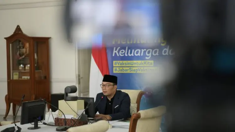 Sekolah- Pesantren Diproyeksi Jadi Sentra Vaksinasi Jabar