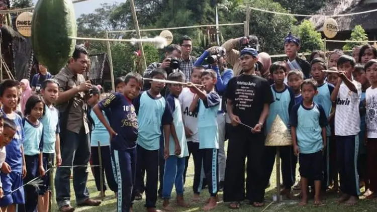 Mantan Jupel Situs Jadi Kades Pasir Eurih, Ternyata Punya Cita-cita Mulia