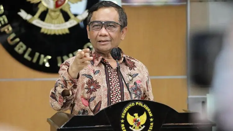 Menko Polhukam: Pemerintah Akan Terus Awasi Penyaluran Bansos
