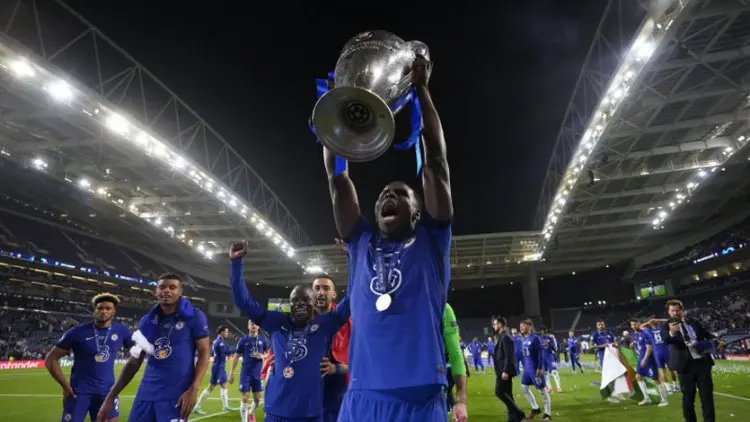 Demi Dapatkan Kurt Zoume, West Ham Komunikasi dengan Chelsea