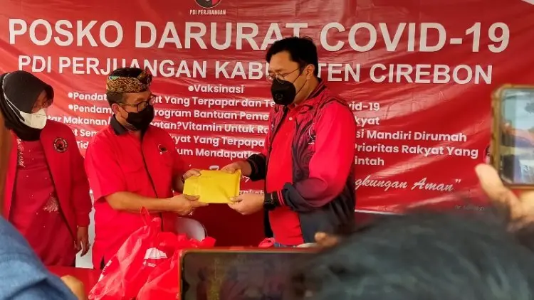 Hampir Setengah Miliar Rupiah PDIP Bantu Warga Terdampak Covid-19