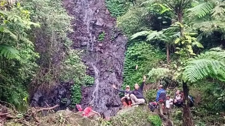 Curug Tilu, Pesona Tersembunyi di Kawasan Wisata Bukit Senyum Pasir Manggu