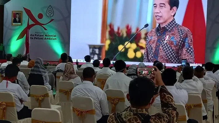 Jokowi Kukuhkan Duta Petani Milenial dan Duta Petani Andalan