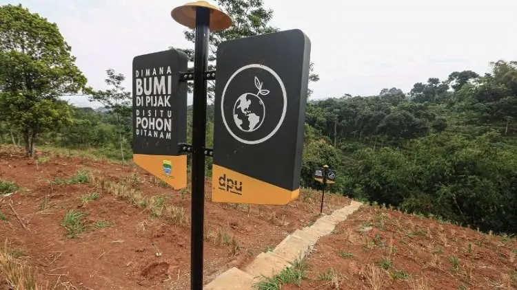 Pemkot Bandung Percantik Lembah Tangga Cisurupan