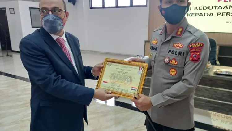 Sip! Polres Bogor Dapat Penghargaan dari Kedubes Yaman