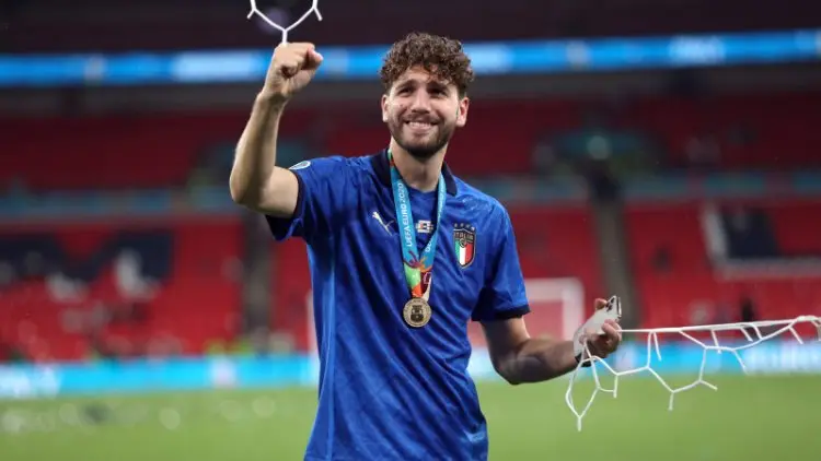 Manuel Locatelli akhirnya resmi gabung Juventus