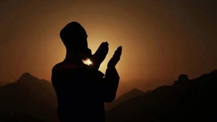 Dua Ayat Penting di Tengah Pandemi Sebagai Perisai Diri