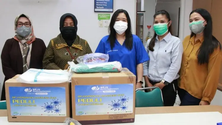 BP Jamsostek Kirim Bantuan APD untuk Nakes RS Rujukan Covid-19