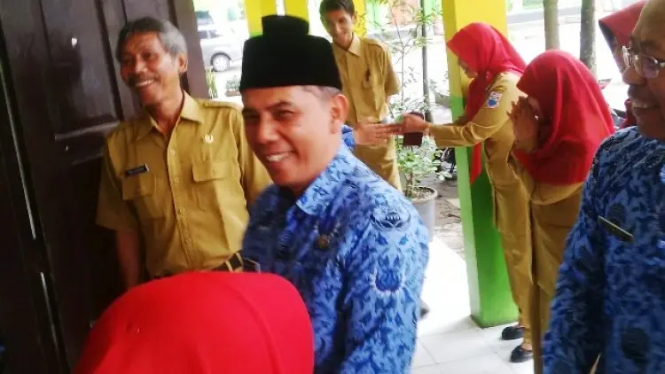 Hakim Tentukan Nasib Ajay Hari Ini