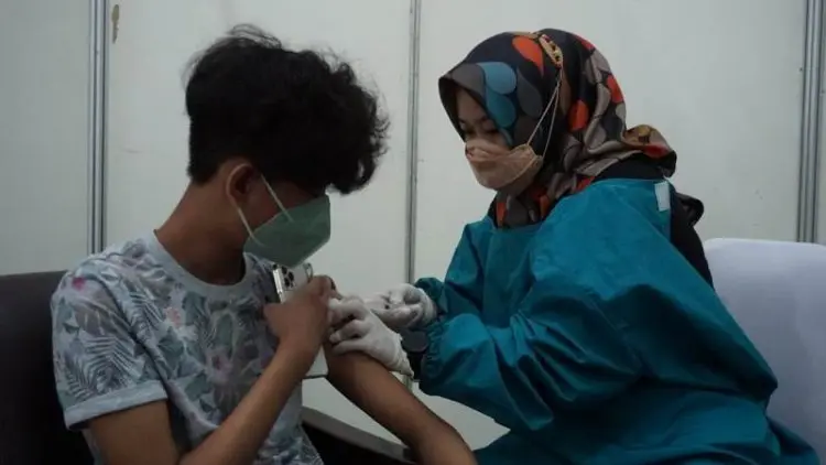 Bantu Percepatan Vaksinasi di Garut, Bidan pun Dikerahkan 