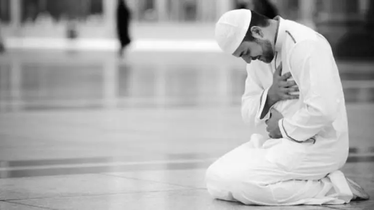 Cuma Ingin Nyatain Cinta, Nggak Pacaran Kok, Hukumnya dalam Islam?