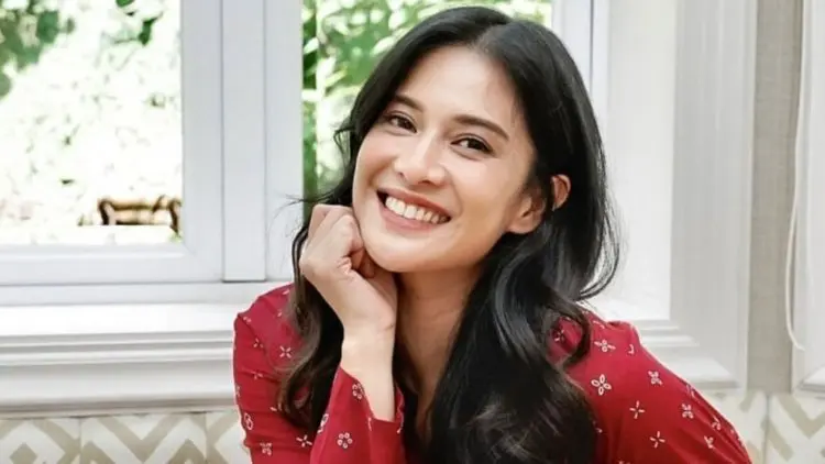 Covid-19, Anak, dan Ibu Muda Cantik Dian Sastro