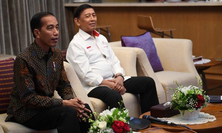 Jokowi Panik? Begini Penjelasan Erick Thohir