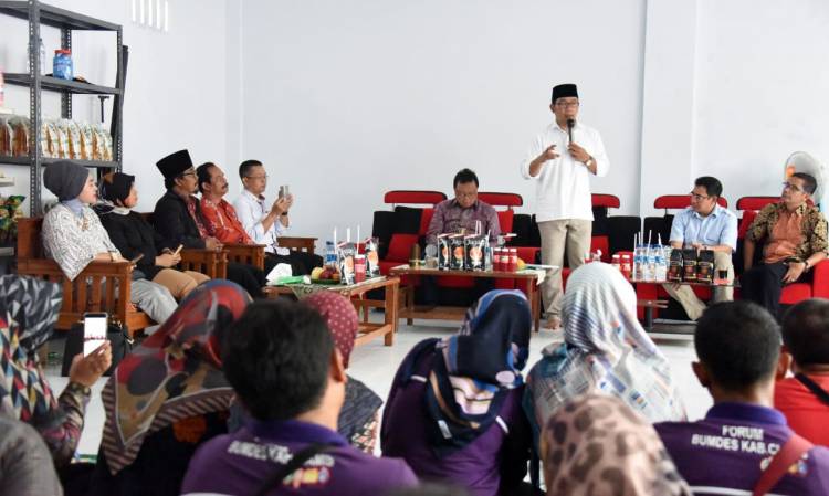 Ridwan Kamil Akan Buat Cafe "West" di Luar Negeri