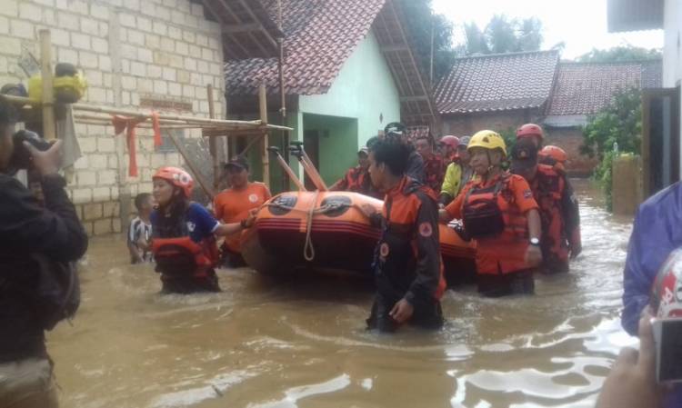 Puluhan Rumah di Rancamaya Terendam Banjir Lintasan