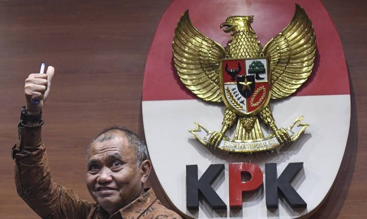 Utang KPK, Tuntaskan Kasus-kasus Besar Tahun 2018