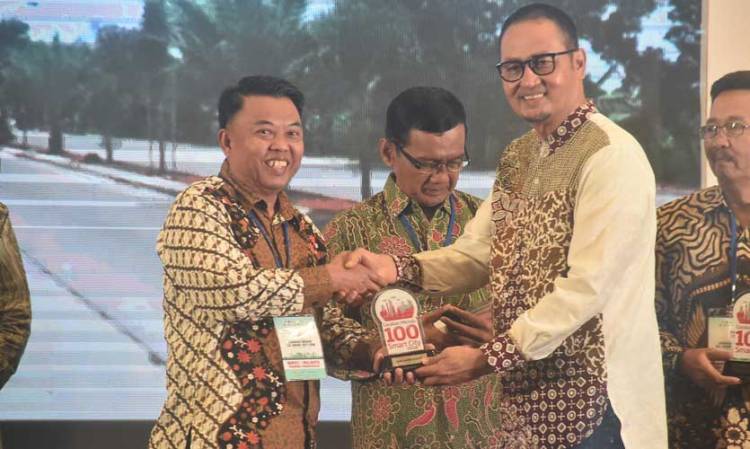 Smart City Kabupaten Bogor Diganjar Penghargaan Kemenkominfo