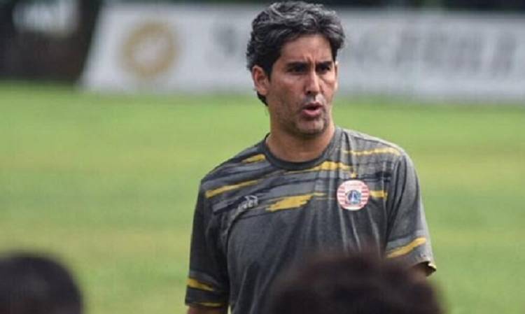 Hadeuh,  Pelatih Persija Teco Khawatir Wasit Curang di Kandang PSM