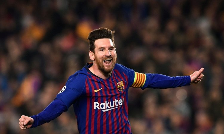 MU 'Ditendang' Barcelona, Solskjaer: Messi Pembedanya