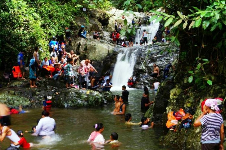 Lebih Dari 200 Ribu Pelancong Kunjungi Wisata Purwakarta
