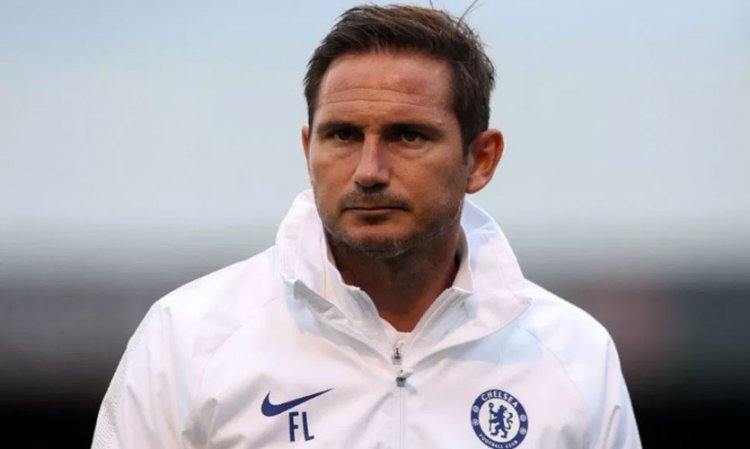 Teriakan Pemecatan Tandai Laga Perdana Frank Lampard di Chelsea