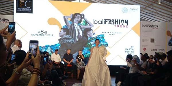 IFS Boyong Dua Desainer Muda ke Bali Fashion Trend