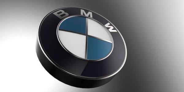BMW Pesan Sel Baterai Lebih dari 10 Miliar Euro