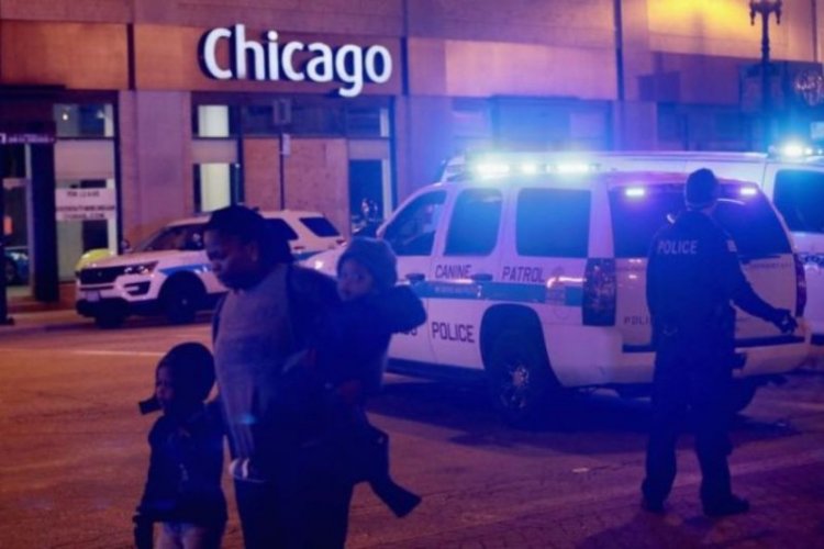 Polisi: 13 Terluka Dalam Acara Penghormatan Korban Penembakan Chicago