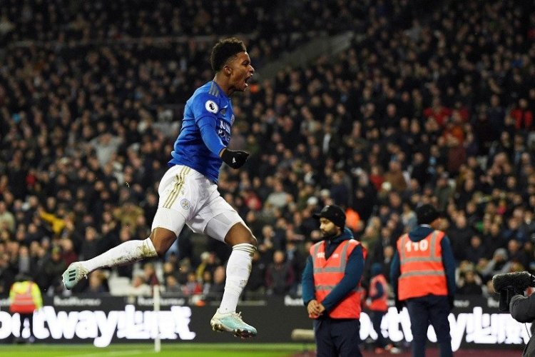 'Khun Vichai' Bakar Semangat Leicester di Final Piala FA