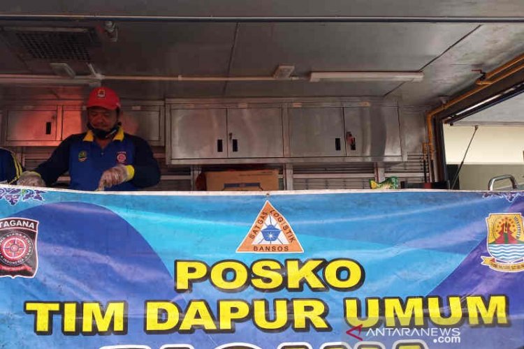 Dinsos Kabupaten Cirebon Dirikan Dapur Umum untuk Korban Puting Beliung