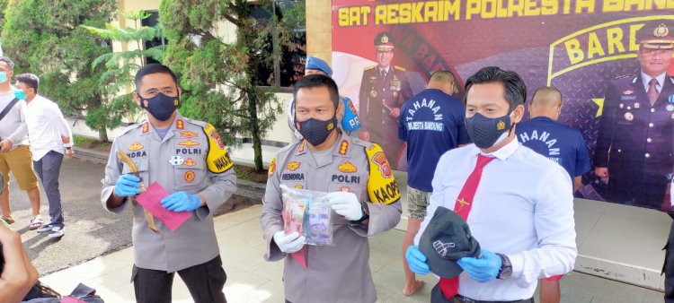 Polisi Bekuk Dua Pelaku Perampokan Mini Market di Rancaekek