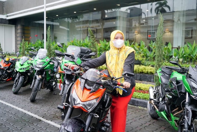 Lina Ruzhan Hadiri Gathering Mubes Club Ninja Bandung 