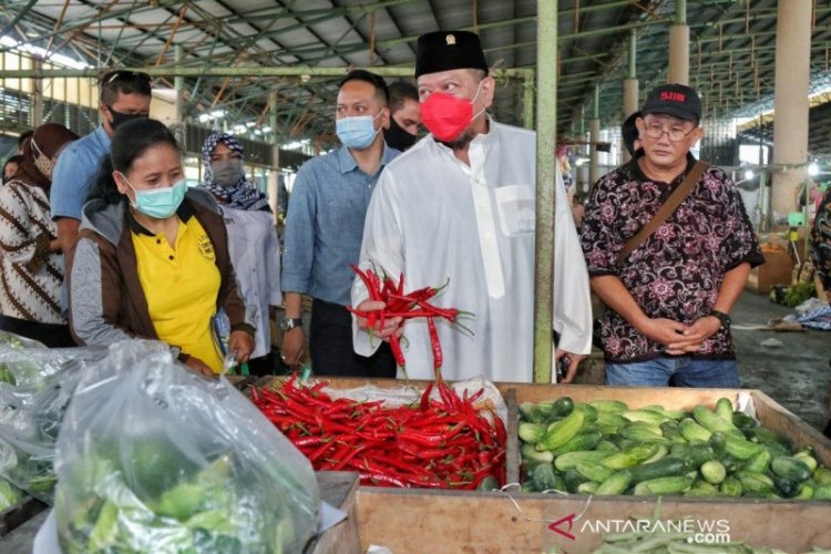 Ketua DPD RI Dukung Revitalisasi Pasar Rakyat Demi Pemulihan Ekonomi