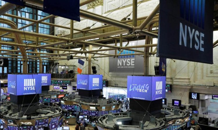 Wall Street Bervariasi, Dow Ditutup Turun 8,22 Poin