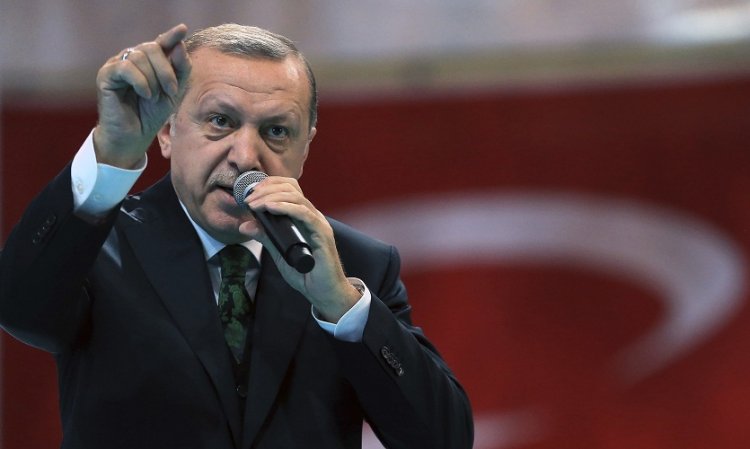 Presiden Turki Erdogan Disuntik Vaksin Covid-19 Sinovac