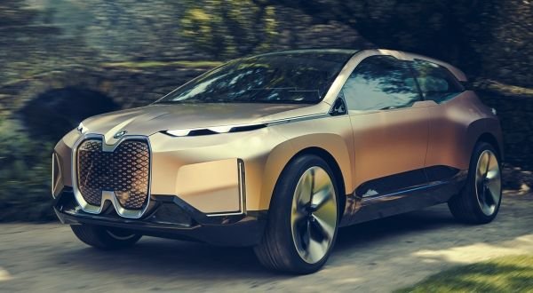 BMW Target Gandakan Penjualan Mobil Listrik 2021