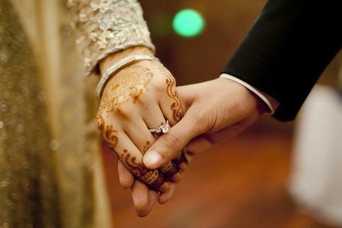 Menikah Saat Hamil di Luar Nikah, Sah atau Haram?
