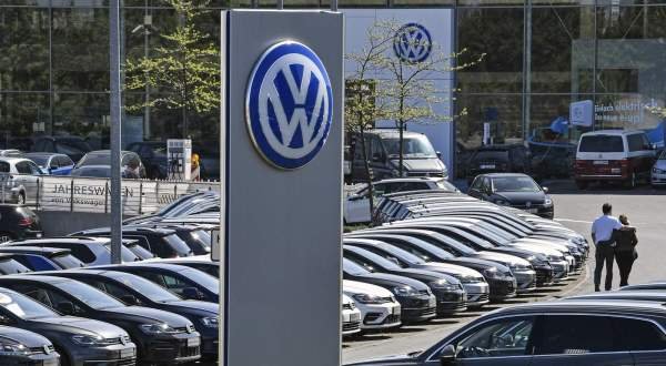 Penjualan Mobil di Jerman Turun 30% pada Januari